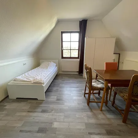 Lägenhet Monteurwohnung